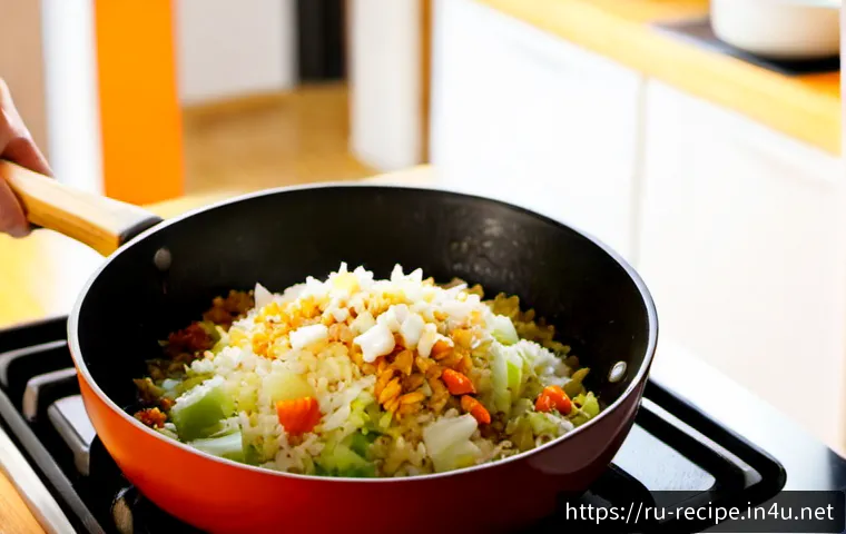 남은 김치찌개를 활용한 볶음밥 관련 이미지 1